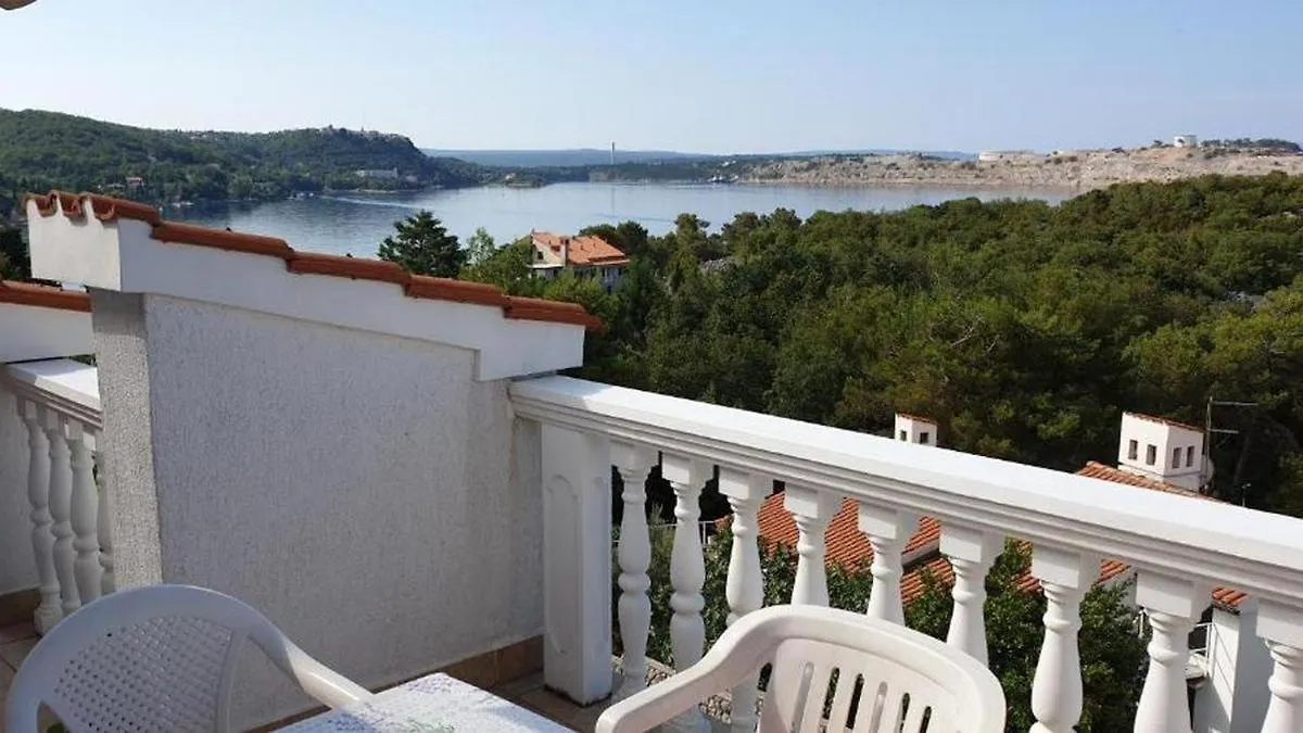 Apartments With A Parking Space Omisalj, Krk - 22474 0*, Omisalj Croatia